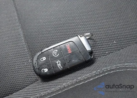 2015 Dodge Charger R/T z USA, uszkodzony, nr VIN 2C3CDXCT8FH778460